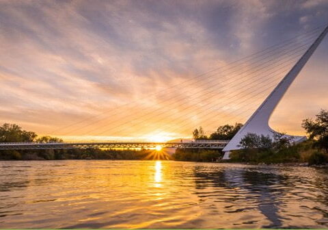 sunset-redding-sundial-bridge