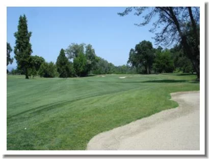 Riverview Country Club, Redding CA - #14 Fairway