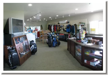 Wilcox Oaks Golf Club - Clubhouse interior
